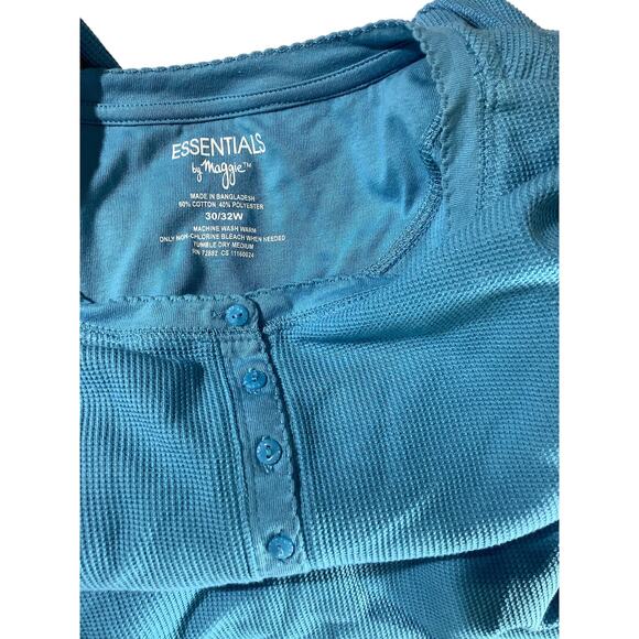Women's L/S Henley Waffle Weave Pullover Blouse, Sky Blue, 30W-32W - Picture 3 of 5